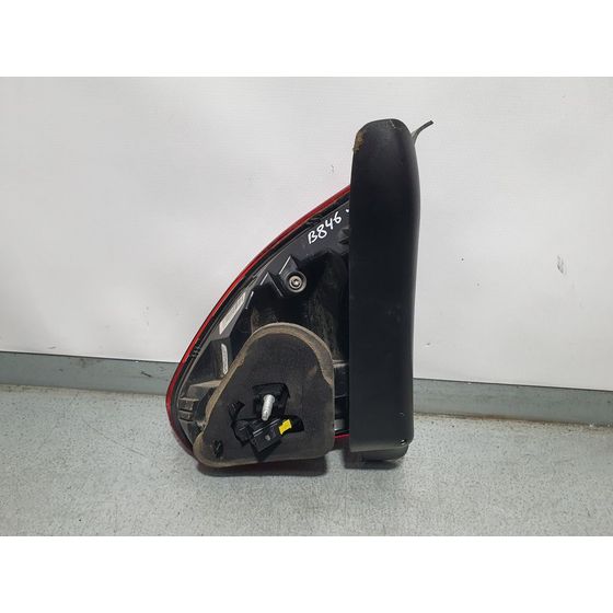 Piloto Trasero Izquierdo Para Peugeot 2008
