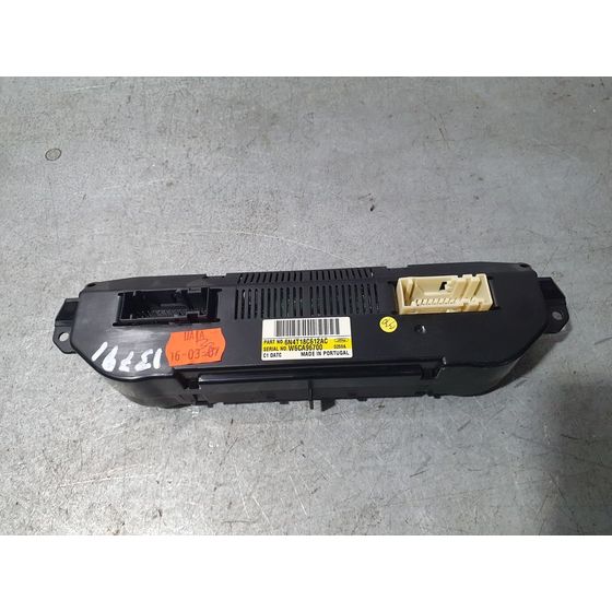 Mando Climatizador Para Ford Focus Berlina