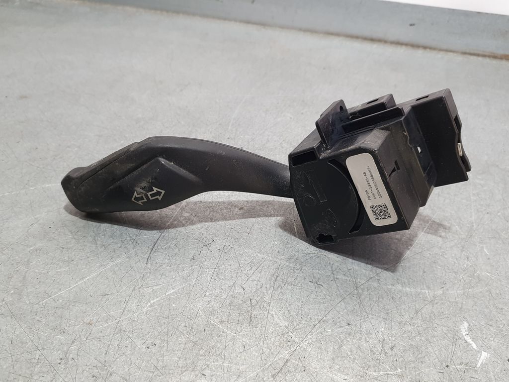 Mando Intermitentes Para Ford Focus Lim.