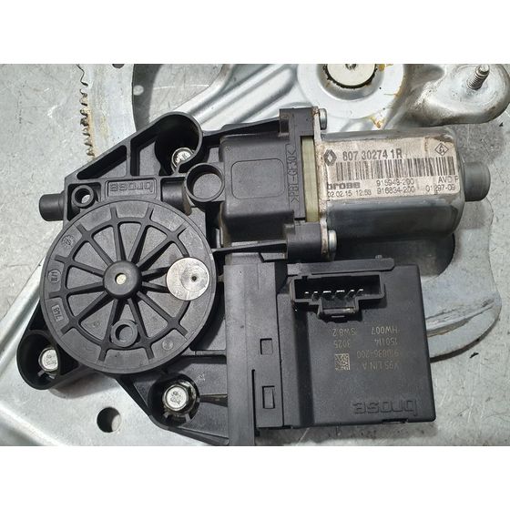 Elevalunas Delantero Derecho Para Renault Scenic Iii