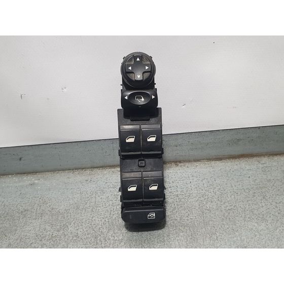 Mando Elevalunas Delantero Izquierdo Para Citroen C4 Lim.