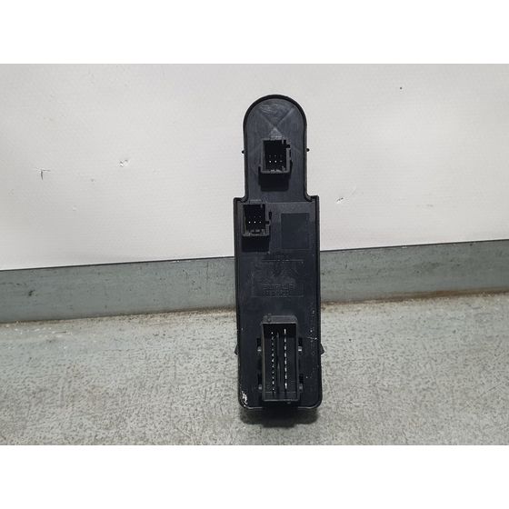 Mando Elevalunas Delantero Izquierdo Para Citroen C4 Lim.