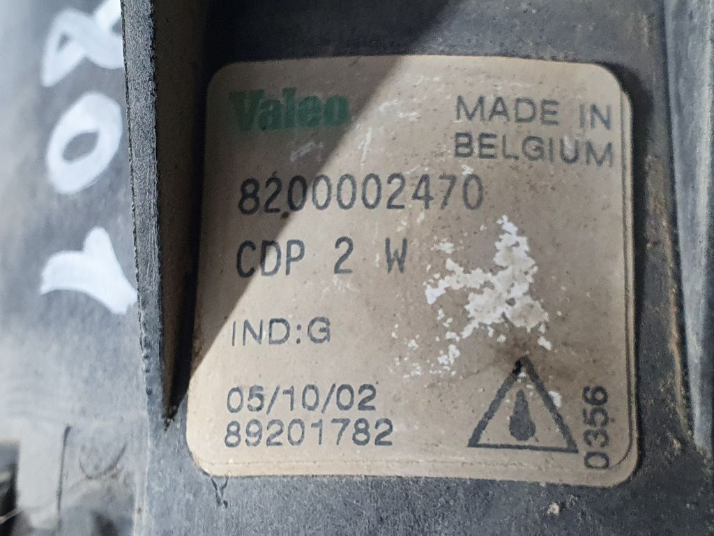 Faro Antiniebla Derecho Para Renault Clio Ii Fase Ii