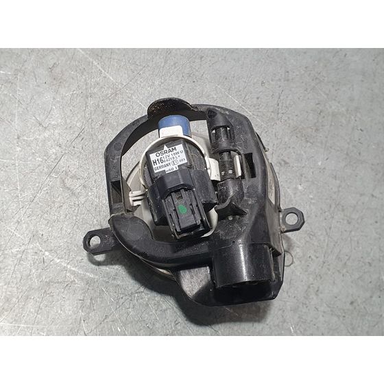 Faro Antiniebla Izquierdo para Toyota Auris