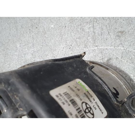Faro Antiniebla Izquierdo para Toyota Auris