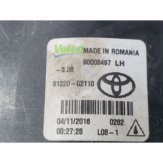 Faro Antiniebla Izquierdo para Toyota Auris