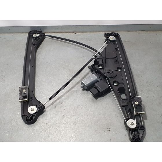 Elevalunas Delantero Derecho Para Peugeot 3008