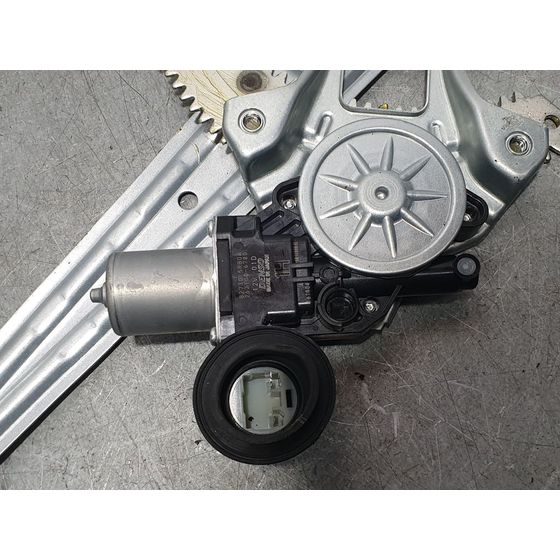 Elevalunas Trasero Izquierdo Para Nissan Micra V