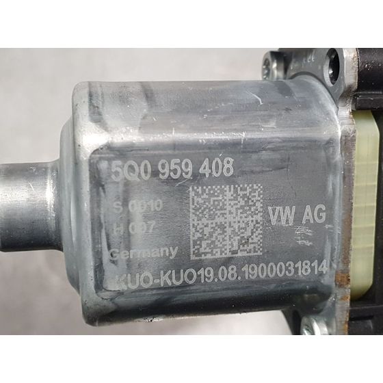 Motor Elevalunas Trasero Derecho Para Volkswagen Golf Vii Lim.