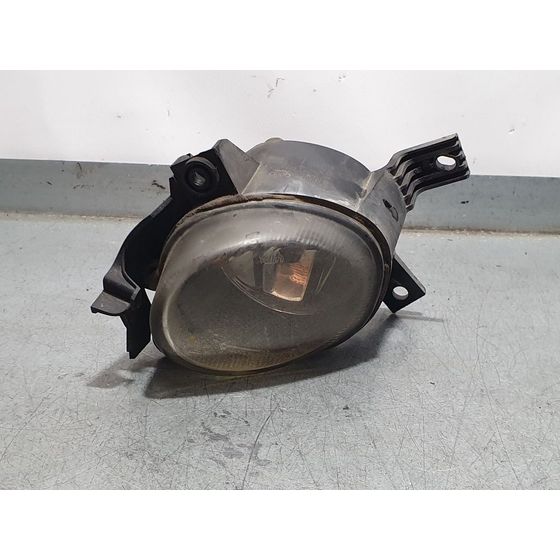 Faro Antiniebla Izquierdo Para Audi A4 Berlina