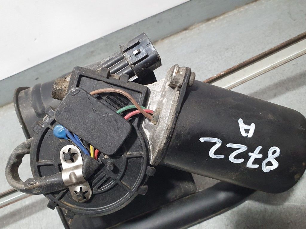 Motor Limpia Delantero Para Hyundai Trajet