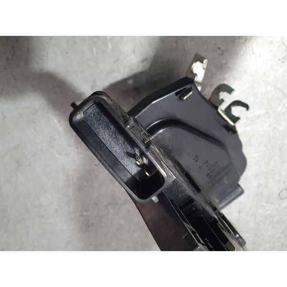 Cerradura Puerta Delantera Derecha para Nissan Leaf
