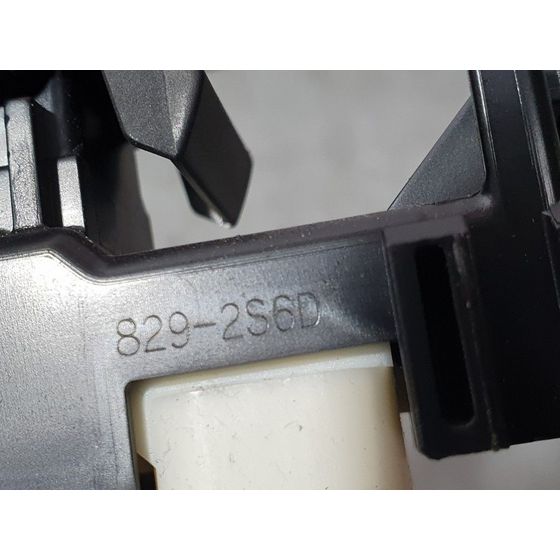 Mando Elevalunas Delantero Derecho para Toyota Yaris