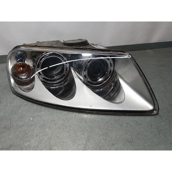 Faro Derecho Para Volkswagen Touareg