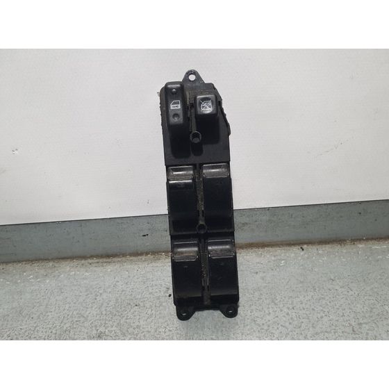 Mando Elevalunas Delantero Izquierdo Para Toyota Corolla Verso