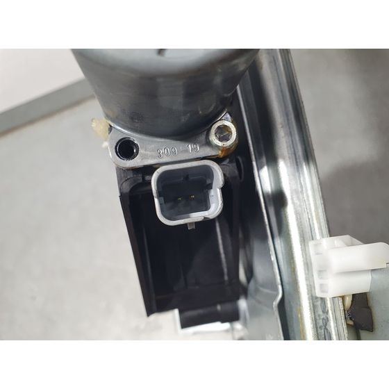 Elevalunas Delantero Derecho para Peugeot 208