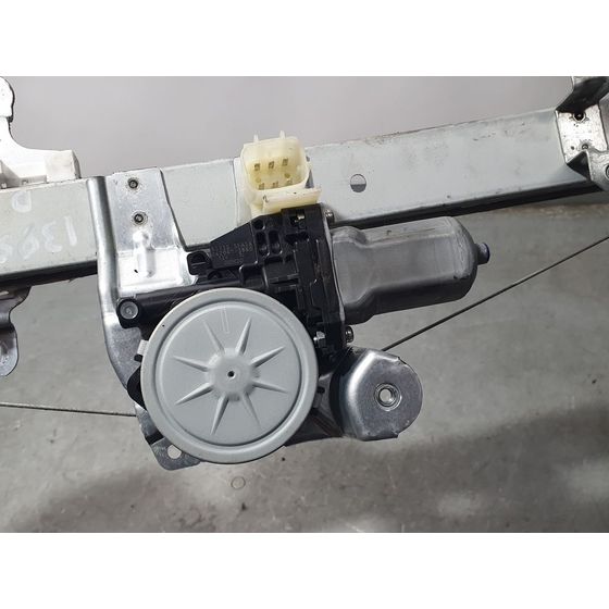 Elevalunas Delantero Izquierdo para Nissan Micra V (K14)