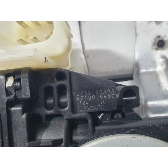 Elevalunas Delantero Derecho para Nissan Micra V (K14)