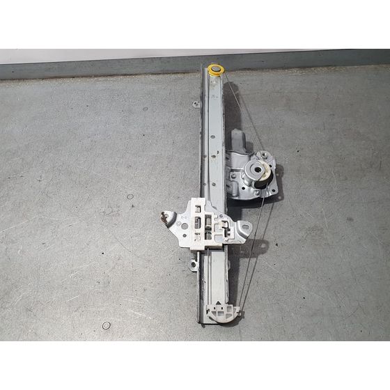 Elevalunas Delantero Derecho para Nissan Micra V (K14)