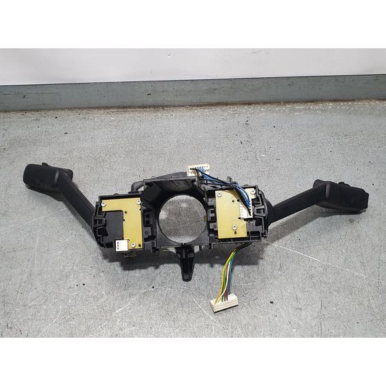 Mando Luces Y Limpia Para Skoda Octavia Lim.