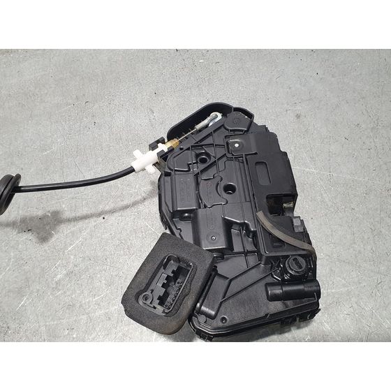 Cerradura Puerta Trasera Izquierda Para Skoda Octavia Lim.