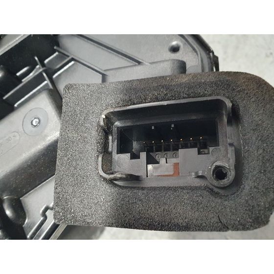 Cerradura Puerta Trasera Izquierda Para Skoda Octavia Lim.