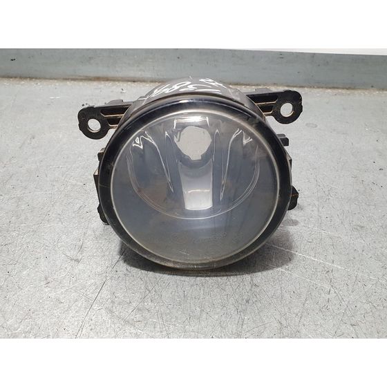 Faro Antiniebla Izquierdo para Ford Focus Lim. (Cb8)