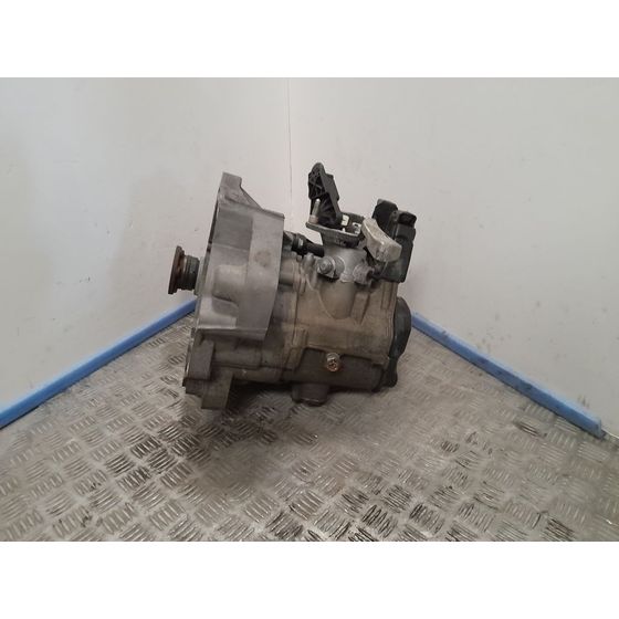 Transmision Delantera Izquierda Para Citroen Ds5