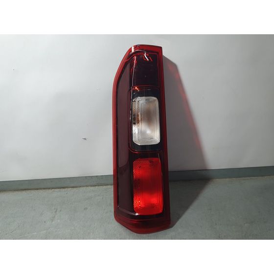 Piloto Trasero Izquierdo Para Nissan Nv300 Kastenwagen/Kombi