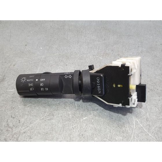 Mando Luces Para Nissan Qashqai+2