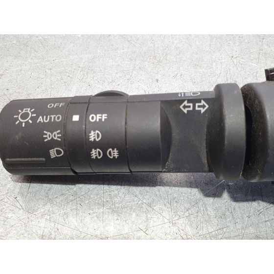 Mando Luces Para Nissan Qashqai+2