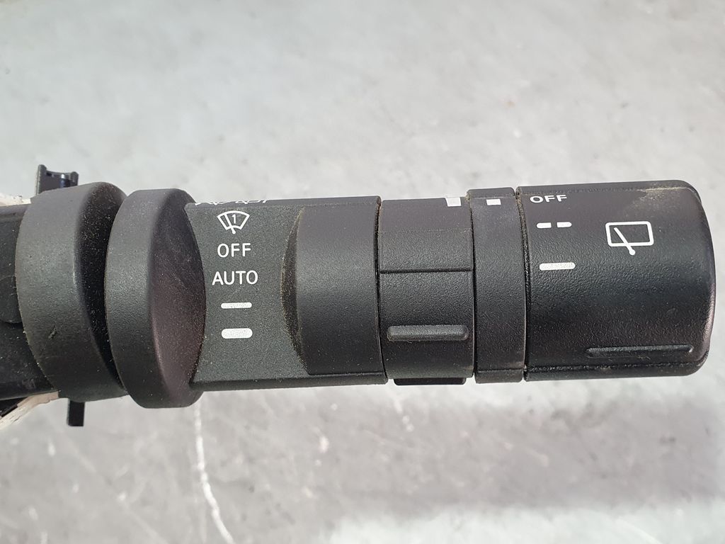 Mando Limpia Para Nissan Qashqai+2