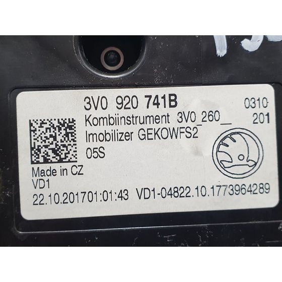 Cuadro Instrumentos Para Skoda Superb