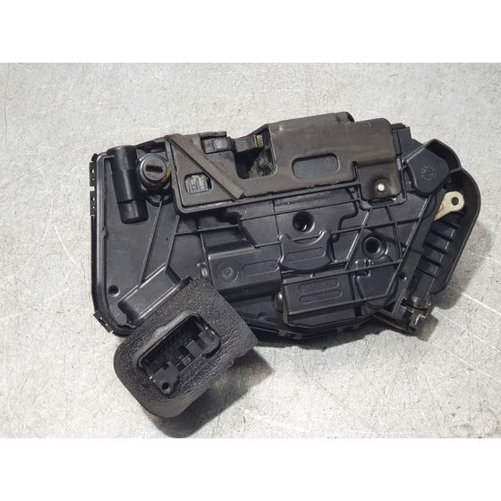 Cerradura Puerta Trasera Derecha Para Skoda Superb