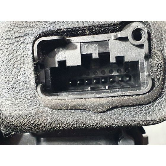 Cerradura Puerta Trasera Derecha Para Skoda Superb