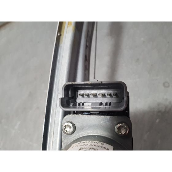 Elevalunas Trasero Izquierdo Para Ds 5