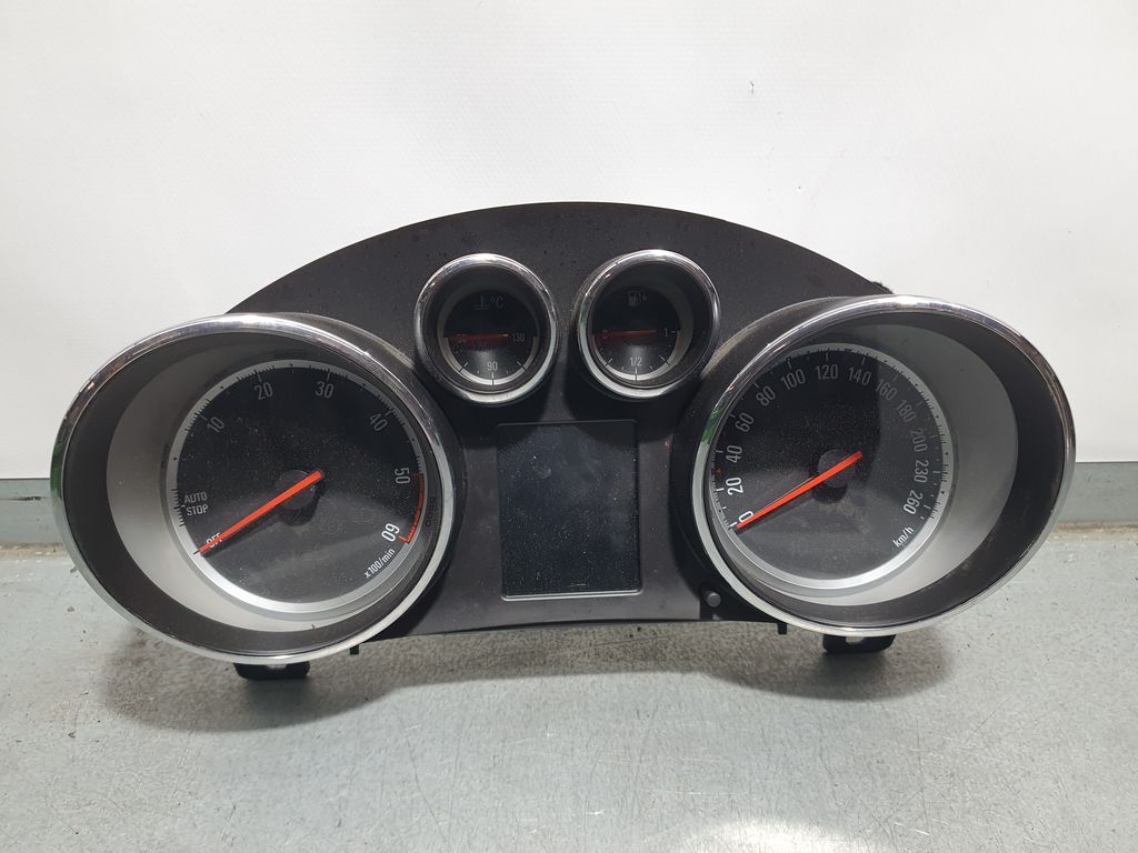 Cuadro Instrumentos Para Opel Astra J Lim. 4Türig