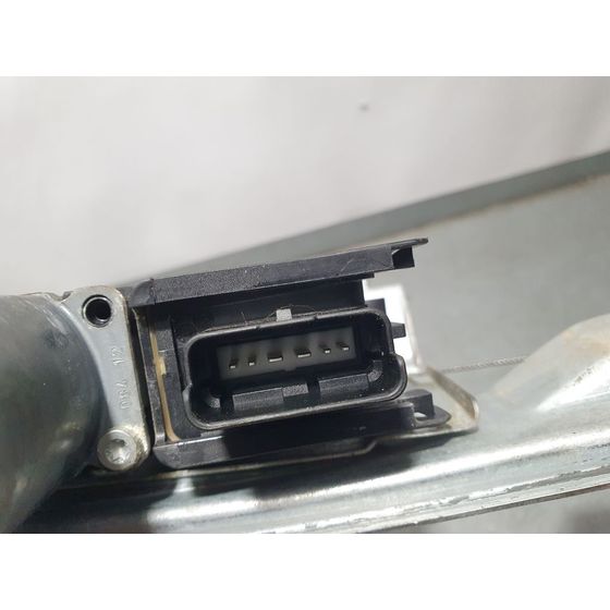 Elevalunas Delantero Izquierdo Para Peugeot 208