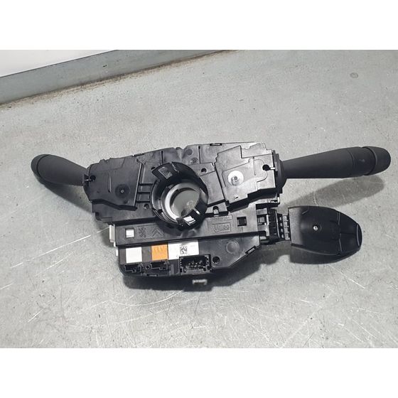 Com 2000 Para Peugeot 208