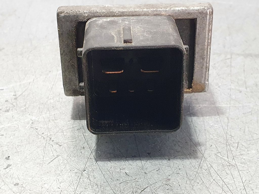 Caja Precalentamiento Para Nissan Nv 200