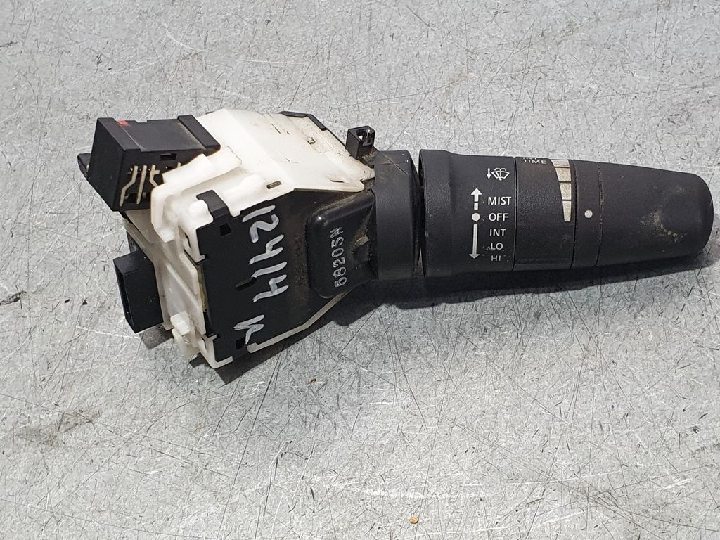 Mando Limpia Para Nissan Nv 200