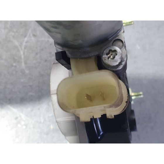 Elevalunas Delantero Derecho Para Kia Stonic