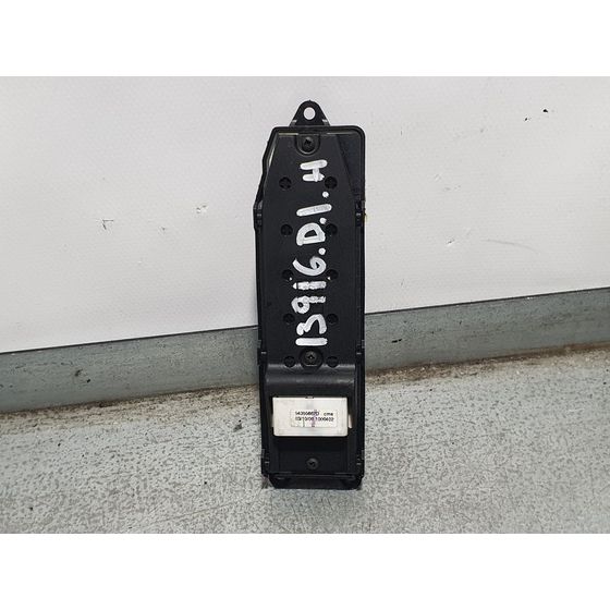 Mando Elevalunas Delantero Izquierdo Para Toyota Corolla