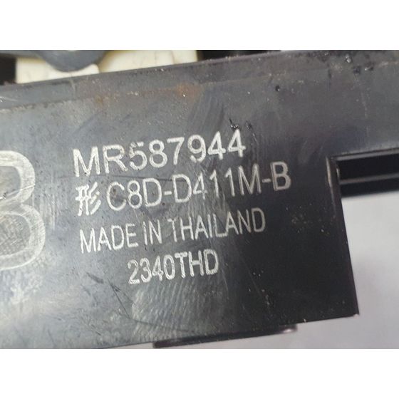 Mando Elevalunas Delantero Derecho para Mitsubishi Asx