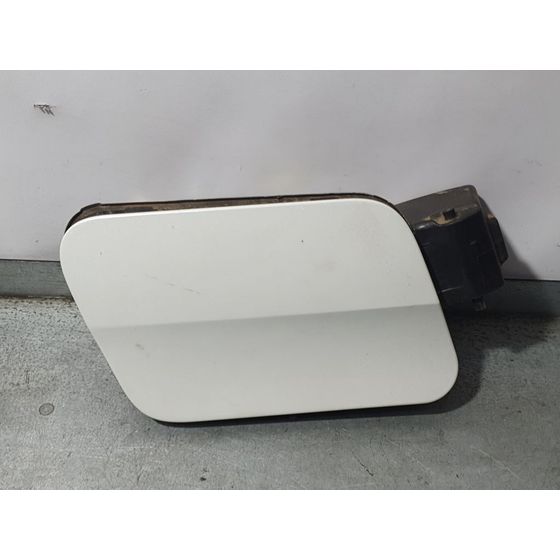Tapa Exterior Combustible Para Peugeot 3008