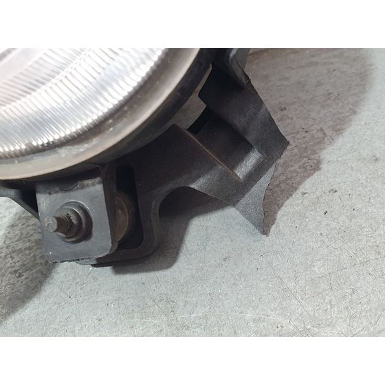 Faro Antiniebla Izquierdo Para Hyundai Ix35