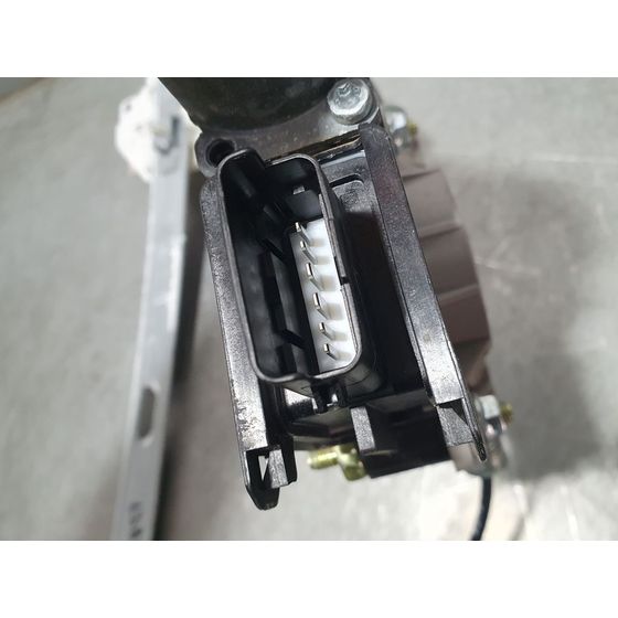 Elevalunas Delantero Izquierdo Para Kia Stonic