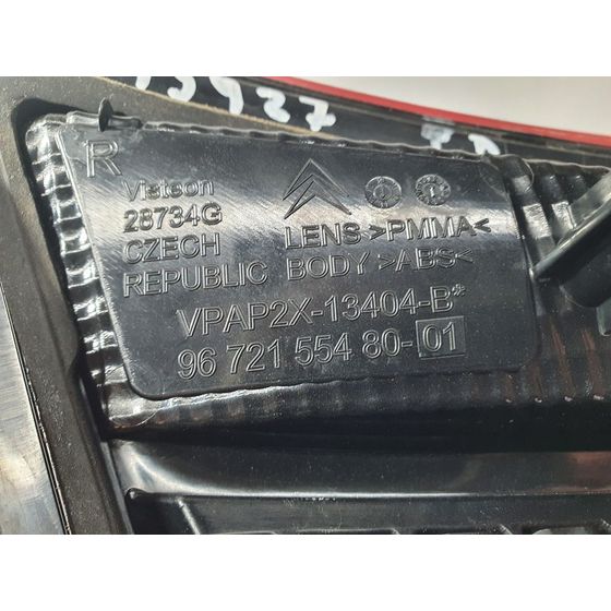 Piloto Trasero Derecho Para Citroen C4 Lim.