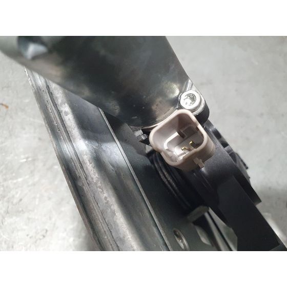 Elevalunas Delantero Izquierdo Para Citroen C3