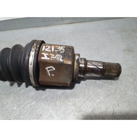 Transmision Delantera Izquierda Para Nissan Primera Berlina